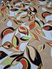 Viskozový úplet se vzorem