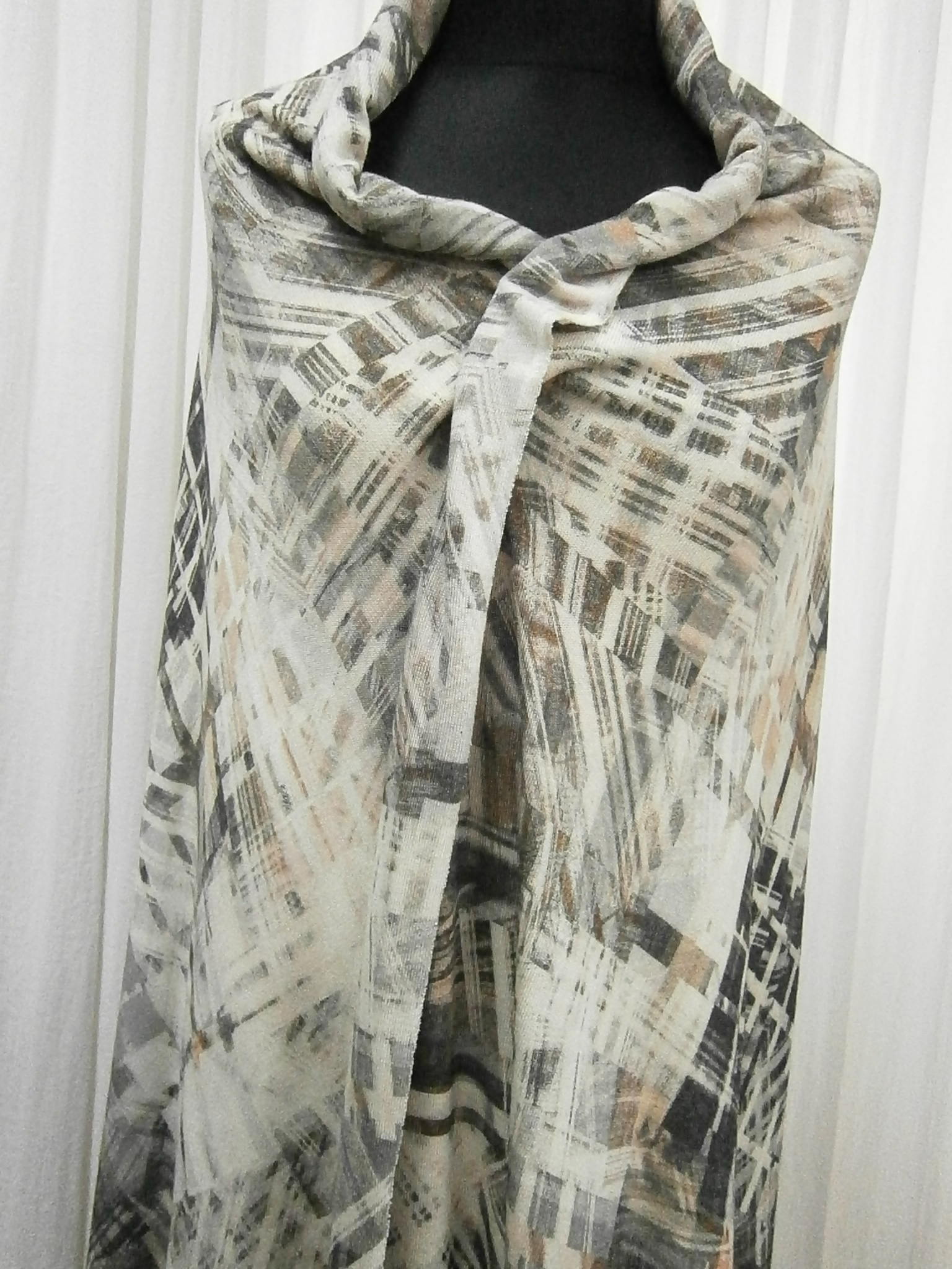 Viskozový úplet s akrylem 